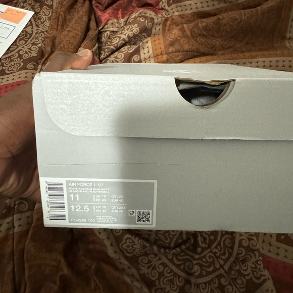 Nike Air Force 1 - Picture 3 of 9